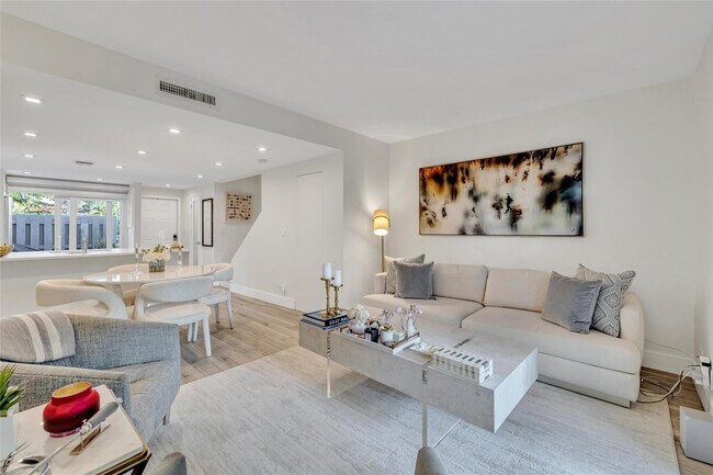 Foto del edificio - 1991 NE 15th Ave