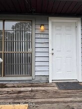 Building Photo - 2000 Agora Cir SE