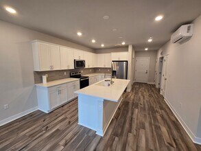 Building Photo - 14598 Westminster Way N