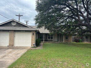 Building Photo - 213-215-215 Greenlawn Blvd