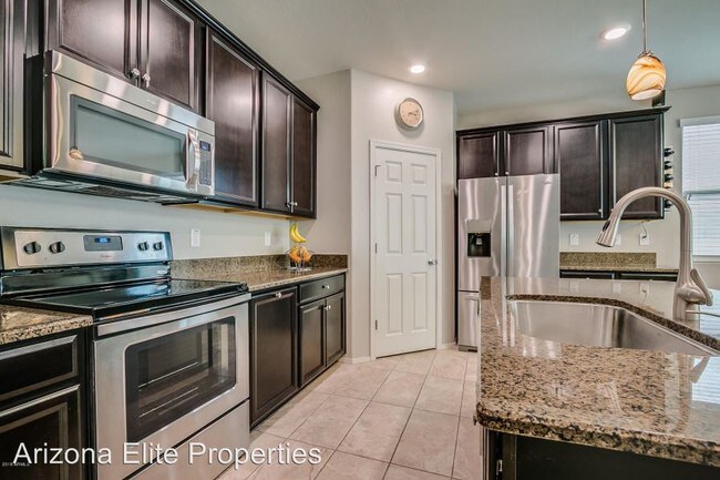 Building Photo - 3 br, 2.5 bath House - 6814 E Posada Circle