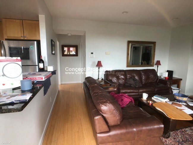 Building Photo - 2 br, 1 bath  - 552 Columbus Ave