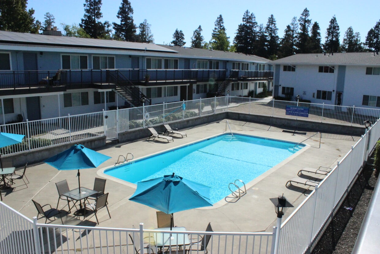 Foto principal - Elevate Apartment Homes (08/25)
