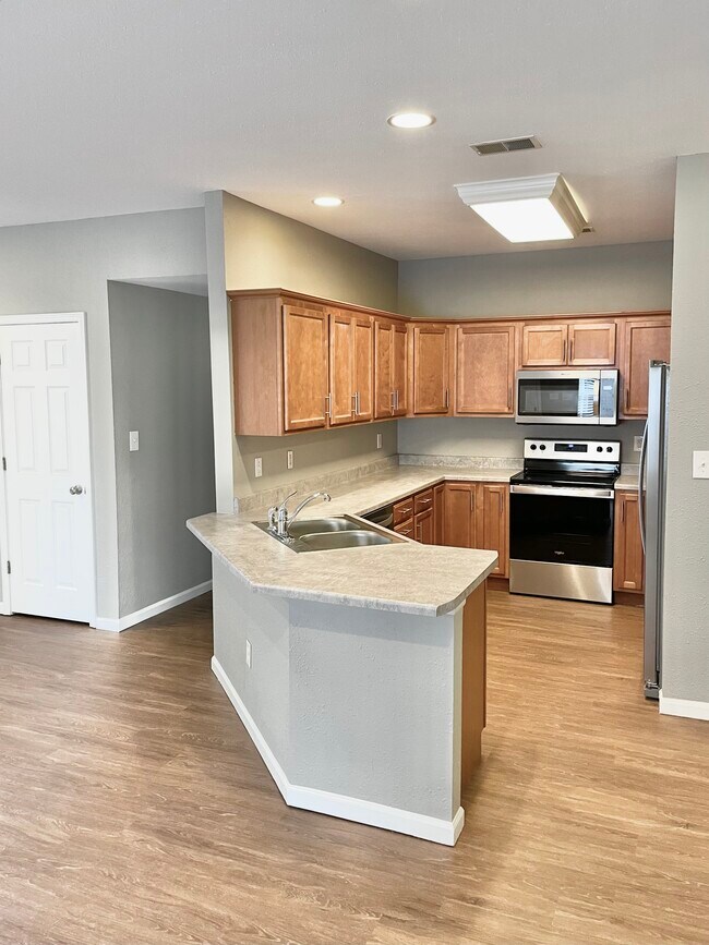 Building Photo - 10553 Butler Cir