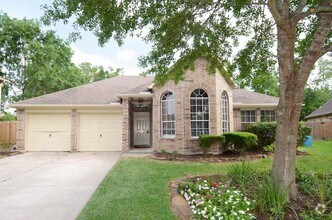 Building Photo - 6207 Highland Branch Dr