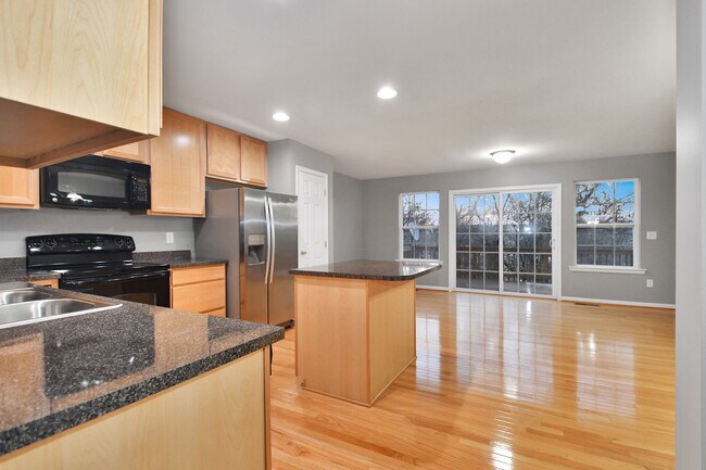 Building Photo - 136 Birds Eye View Dr