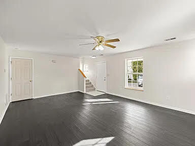 Foto del edificio - 2148 Fortune Hill Ln