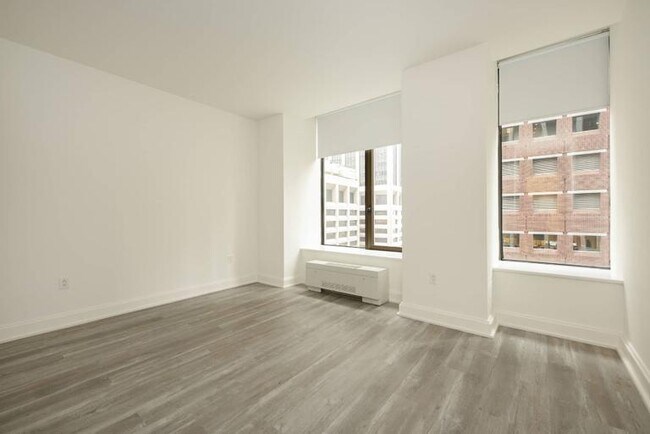 Building Photo - 3 bedroom in New York NY 10004