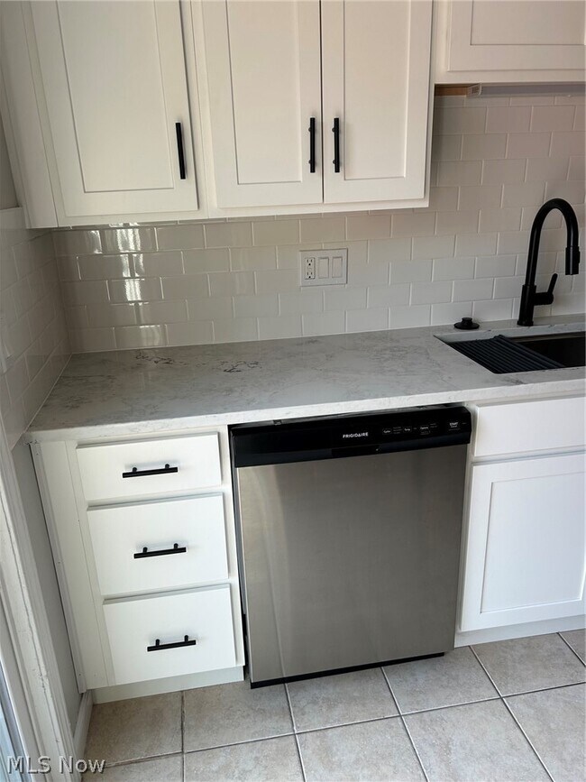 Foto del edificio - 2581 Shakespeare Ln