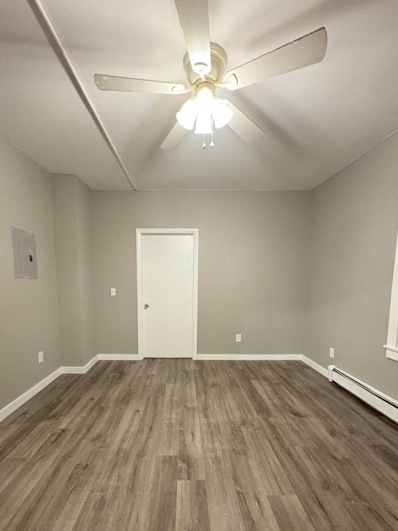 Building Photo - 38 Nichols St