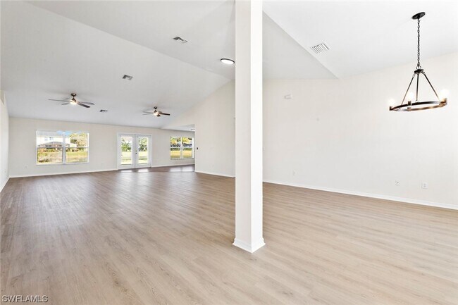 Foto del edificio - 4BR Home in Gated Town Lakes Community with Lake View