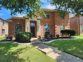Building Photo - 12146 Gonzales Dr