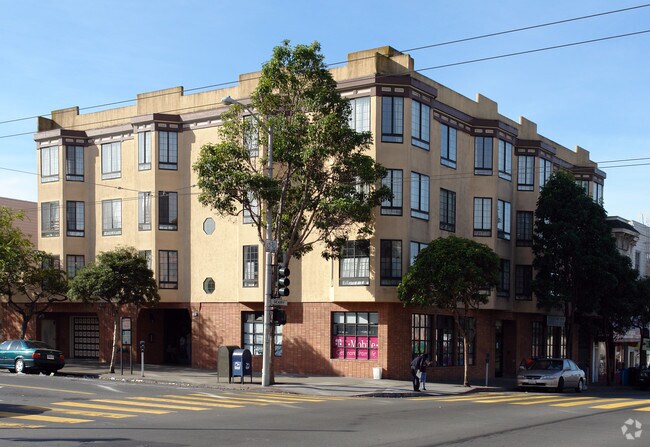 Foto del edificio - 3701 Geary Blvd