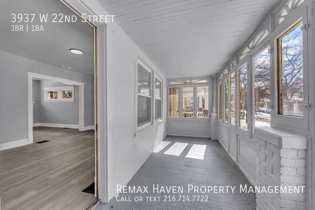 Building Photo - 3937 W 22nd St