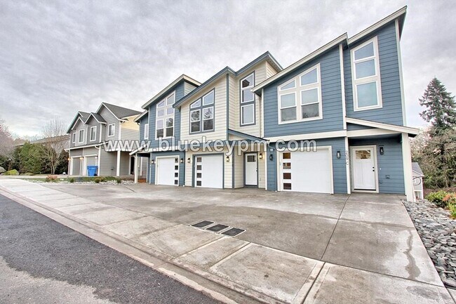 Foto del edificio - Unit 209-A: 3 Bed, 2.5 Bath Townhome in Kalama