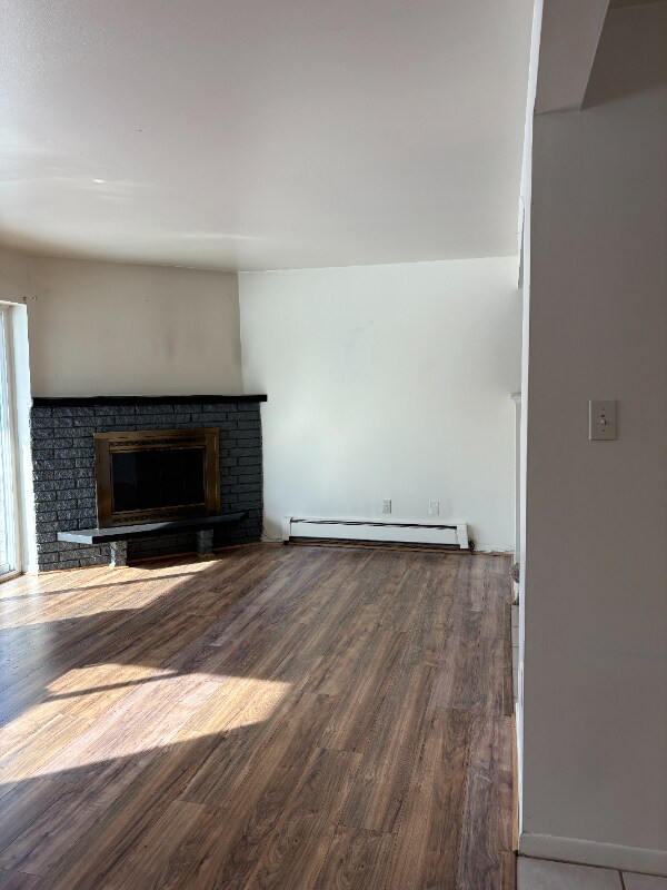 Building Photo - 156 Summit View Ct