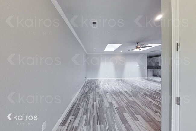 Foto del edificio - 7401 Mosley St.