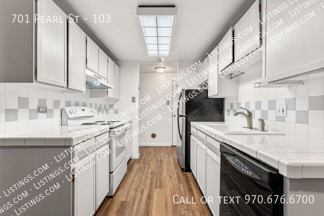 Foto del edificio - 701 N Pearl St