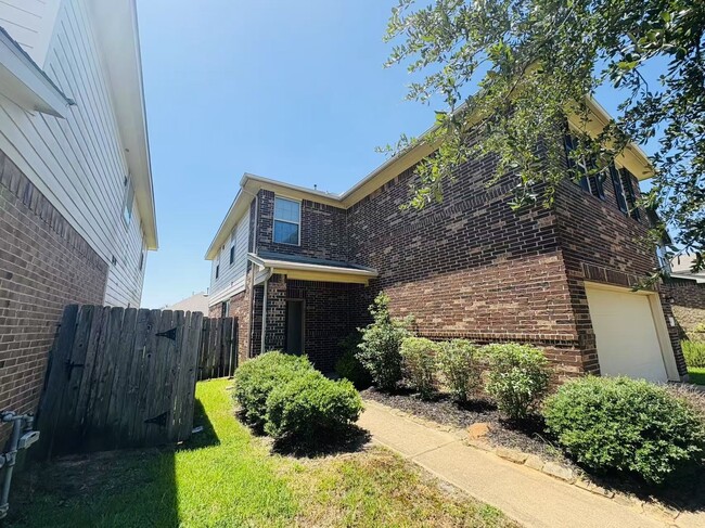 Building Photo - 13826 Bonner Bluff Ln