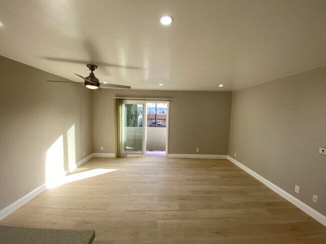 Foto del edificio - 14731 Erwin St