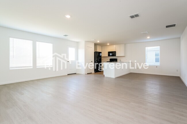 Building Photo - 10528 Desert Hawk Cir