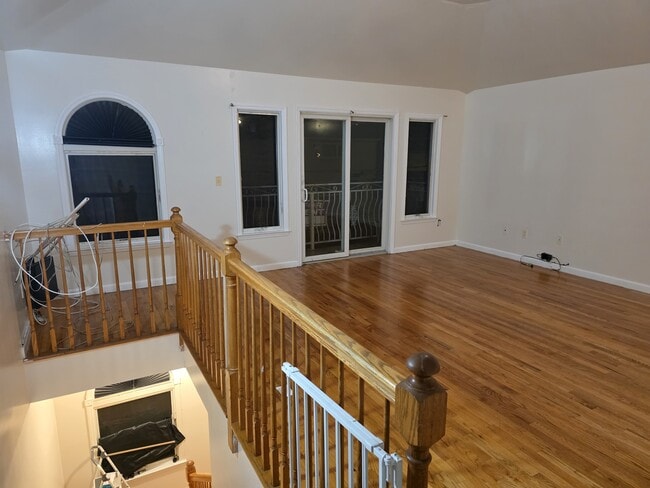 Building Photo - 45 Terhune Ave