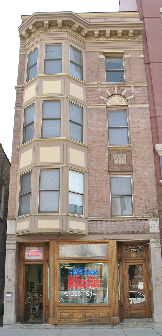 Foto del edificio - 1433 N Wells St