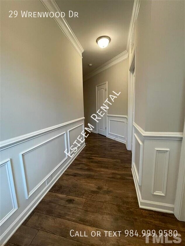 Foto principal - 29 Wrenwood Dr