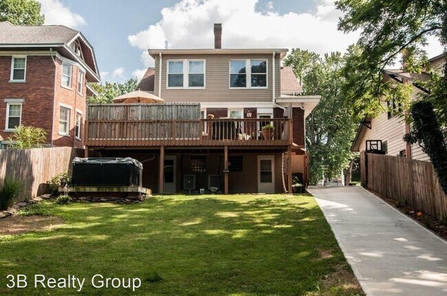 Foto del edificio - 2352-2352 Indian Mound Ave