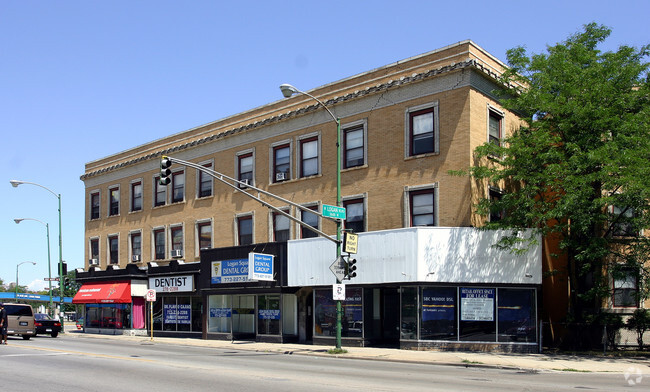 Foto del edificio - 2601-2607 N Milwaukee Ave