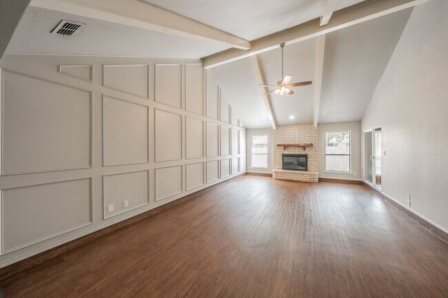 Building Photo - 6501 Eldorado Dr
