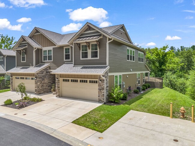 Building Photo - 572 Sweet Birch Park Ln