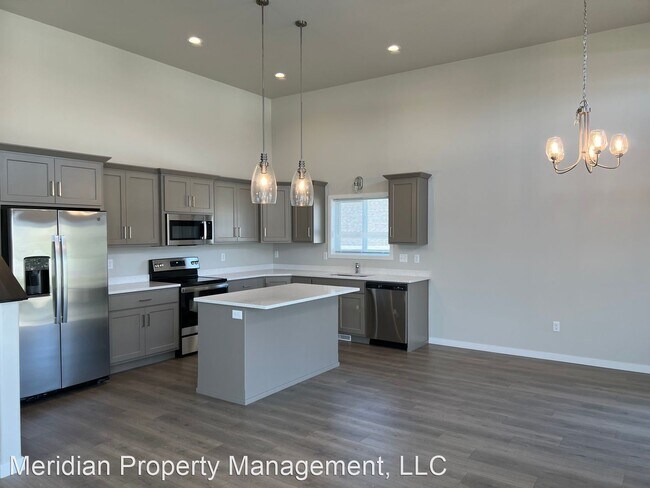 Foto del edificio - 3 br, 2 bath House - 4518 13th St S