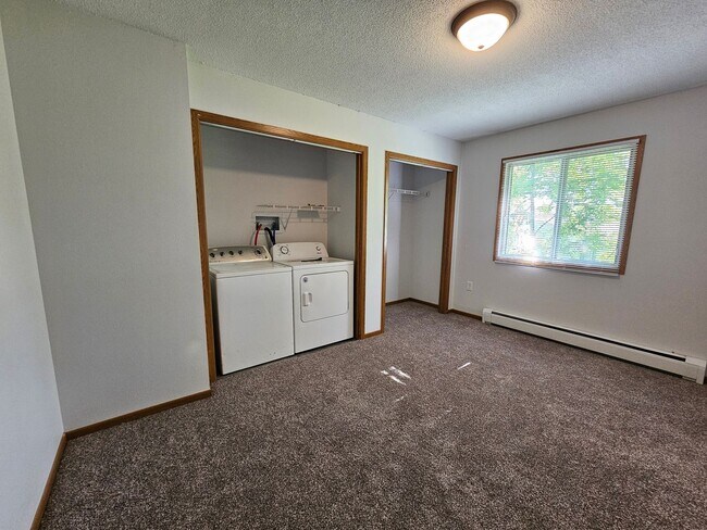 Building Photo - 2461 5th Avenue
