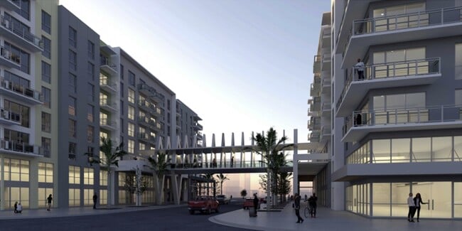 Building Photo - Blu Aventura