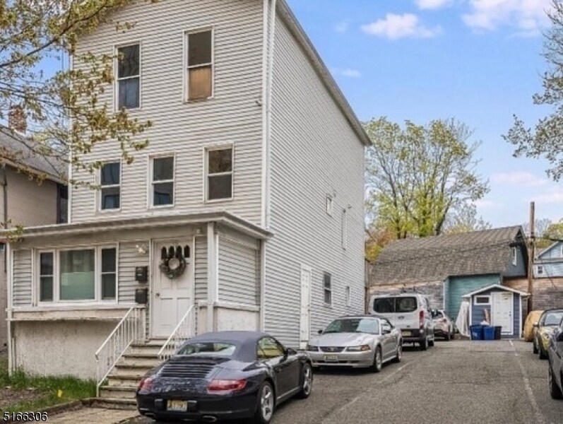 Primary Photo - 22 Orange Rd