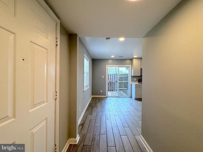 Building Photo - 9819 Hagel Cir