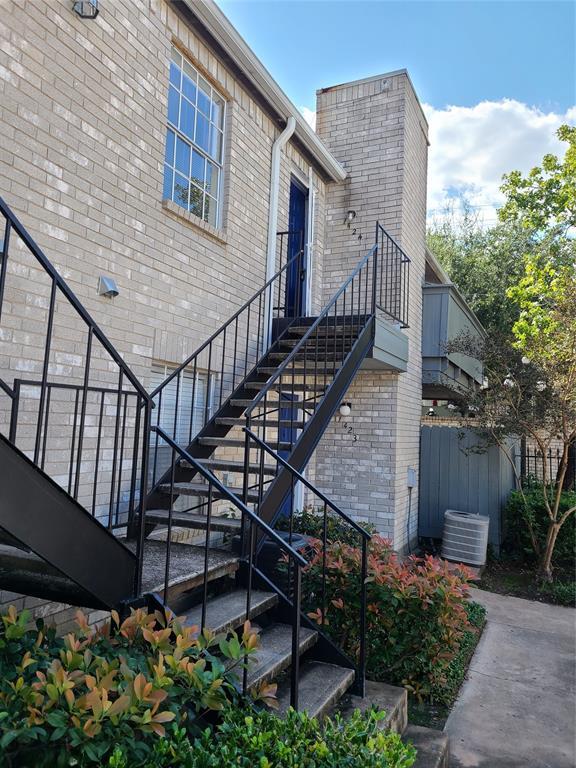 Foto principal - 9797 Leawood Blvd