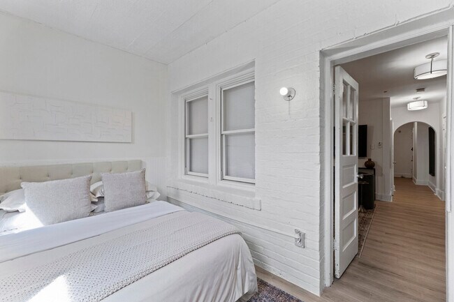 Foto del edificio - 1500 Ridge Pl SE