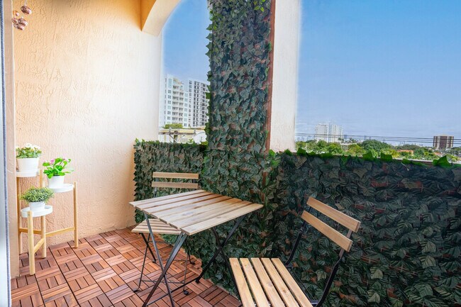 Foto del edificio - 3221 SW 23rd St