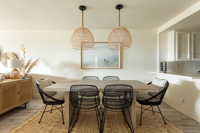 Foto del edificio - 295 Sea Forest Ct