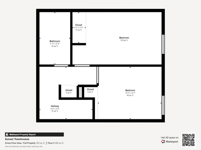Building Photo - Elyria - updated 2 bedroom/1 bath townhouse.