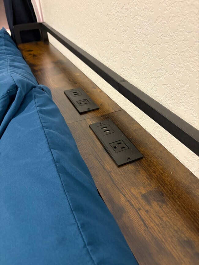 Foto del edificio - 191 NW 17th Ct