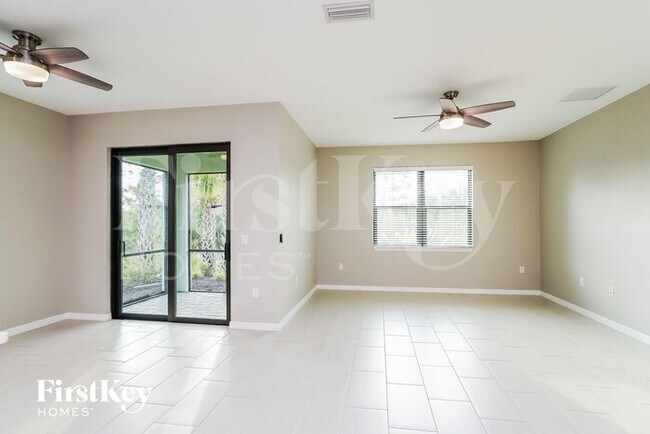 Foto del edificio - 16448 Palmetto St
