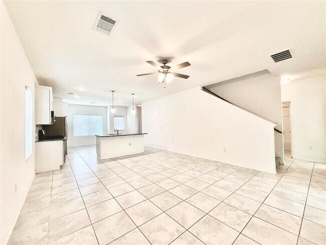 Foto del edificio - 105 Eagle Lake Dr