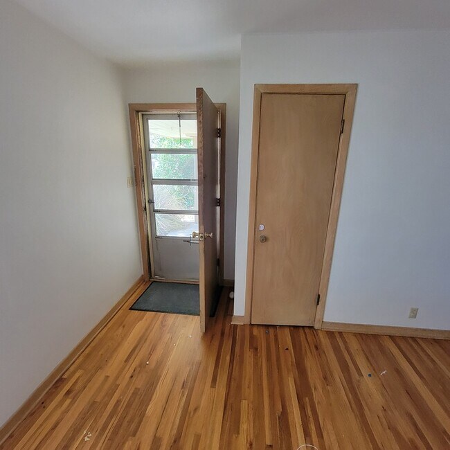 Foto del edificio - 20 W 25th Ave