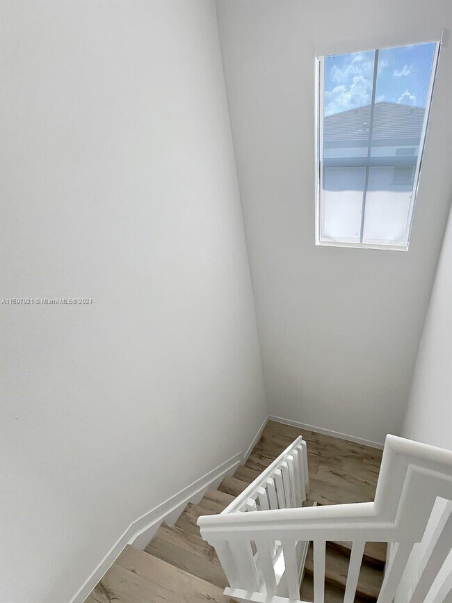 Building Photo - 15560 SW 136th St