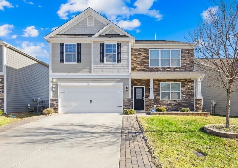 Foto principal - 147 Cherry Birch St