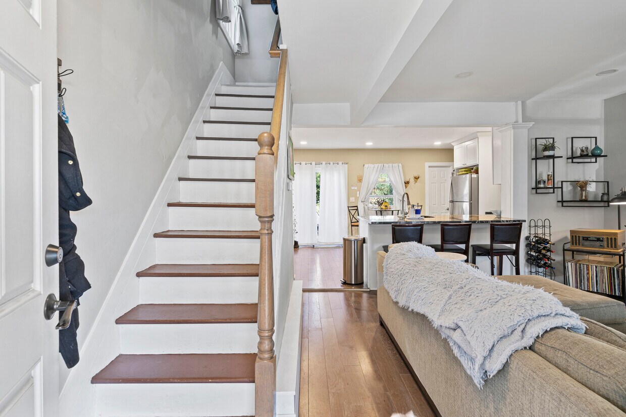 84 Brookside Ave, Nyack, NY 10960 Townhome Rentals in Nyack NY