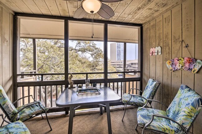 Building Photo - 9501 Shore Dr